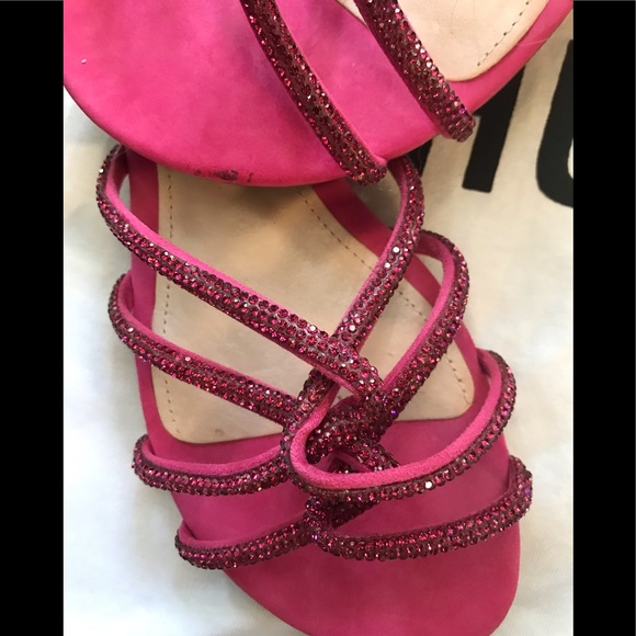 Schultz Sparkling Fuchsia Slip On Sandals NWT - Picture 2 of 12